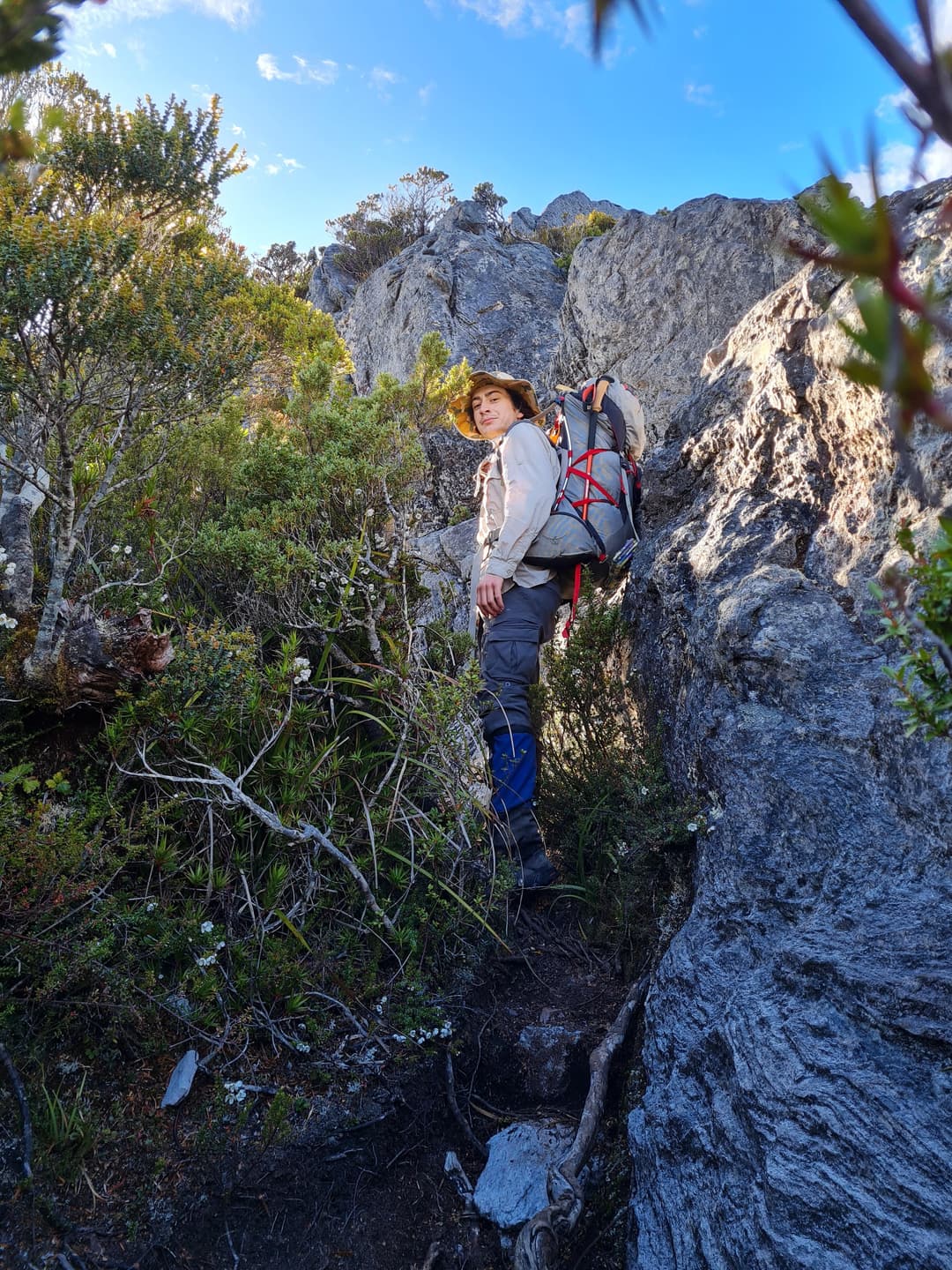 "The track goes off the edge here" - Royston. We missed the cairn 10 meters back (fortunately!)